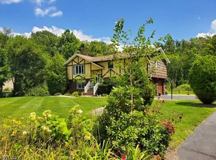 165 Hope Rd, Blairstown, NJ 07825