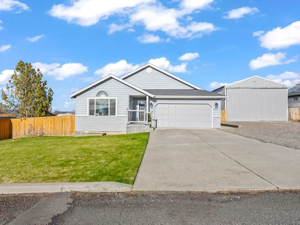 405 E D St, Culver, OR 97734