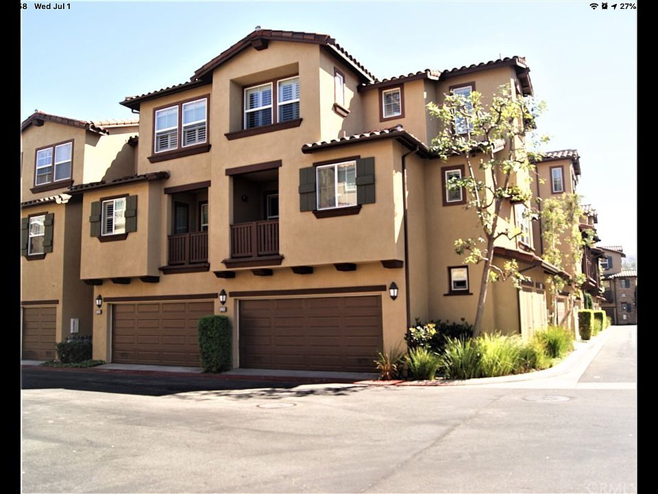 Outdoor Corner Unit