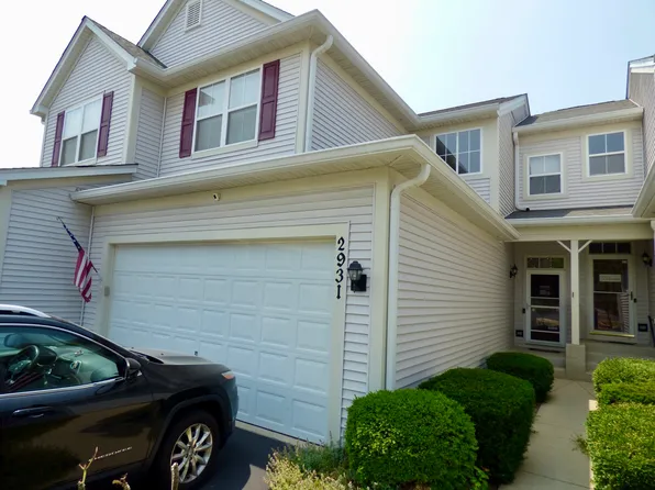 2931 Langston Cir, Saint Charles, IL 60175