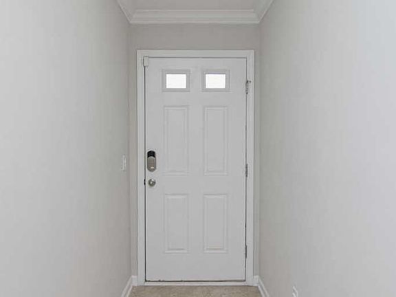 3rd image of 15 Smokewood Ct