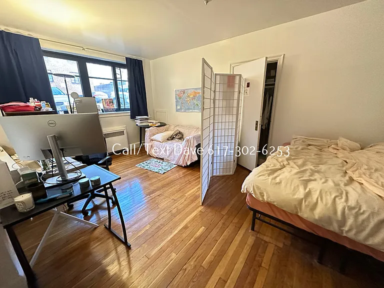 65 Strathmore Rd #2 — Photo 5