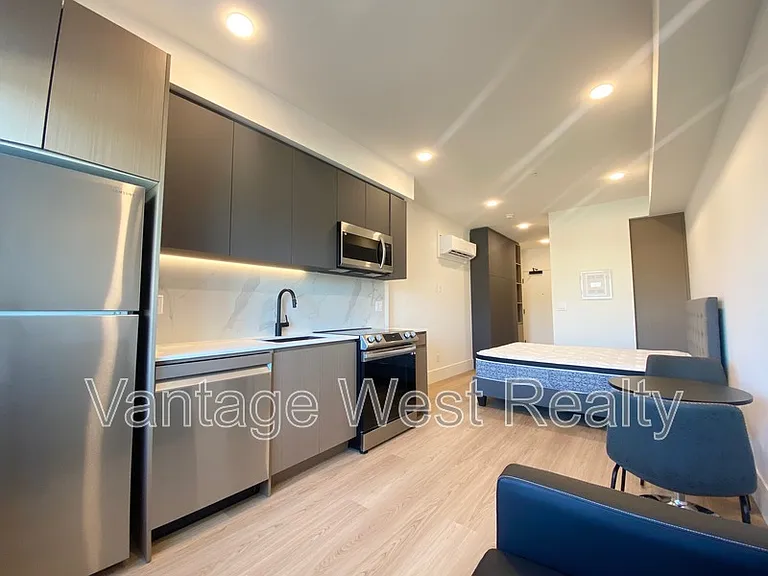 720 Klo Rd #406 — Photo 1