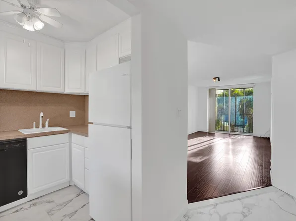 5300 NE 24 Terrace #326C, Fort Lauderdale, FL 33308