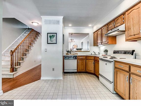 5th image of 4734 Weatherhill Dr