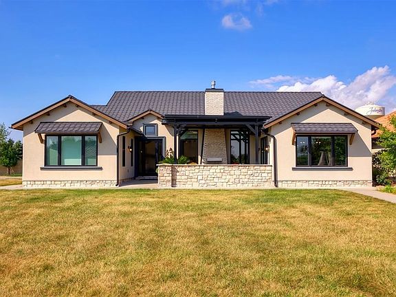 2nd image of 10232 Bella Strada Ln