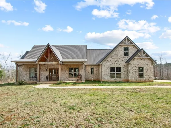 17505 Mormon Rd, Northport, AL 35475