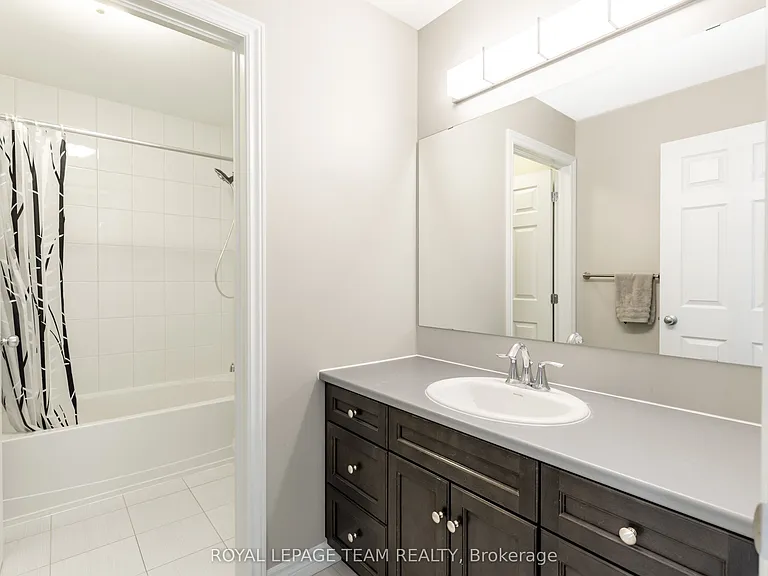 512 Breccia Hts — Photo 31