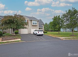 294 Michael J Smith Ct, Somerset, NJ 08873