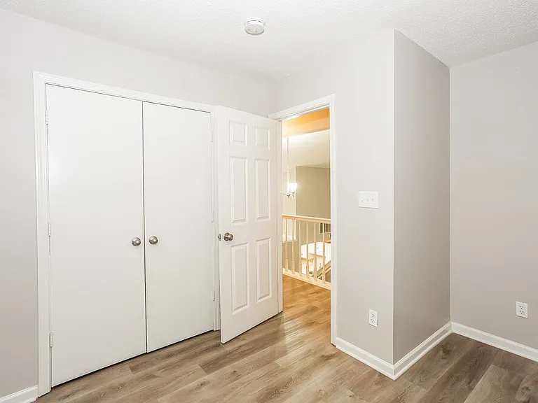 7523 Pence Pond Ln — Photo 12