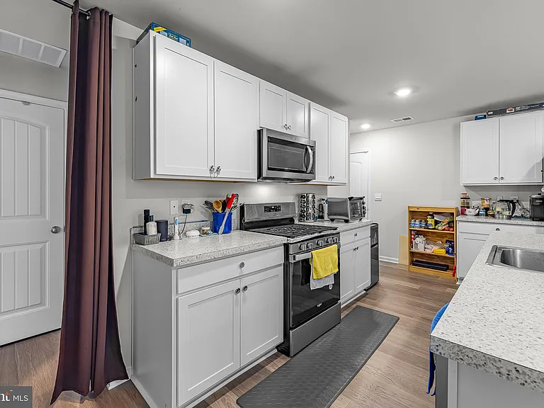 459 Currant Cir — Photo 10