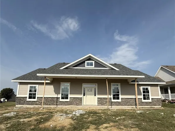 1212 S Walnut St, Cameron, MO 64429