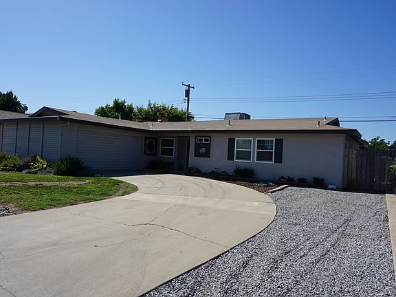 2nd image of 3207 E Laurel Ave