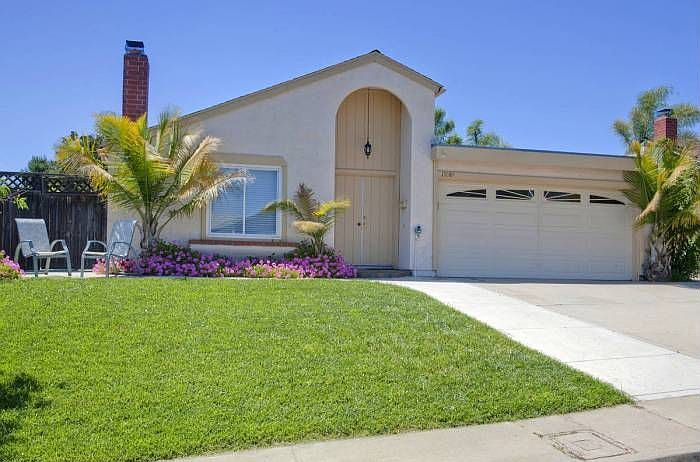 1st image of 13084 Avenida Grande