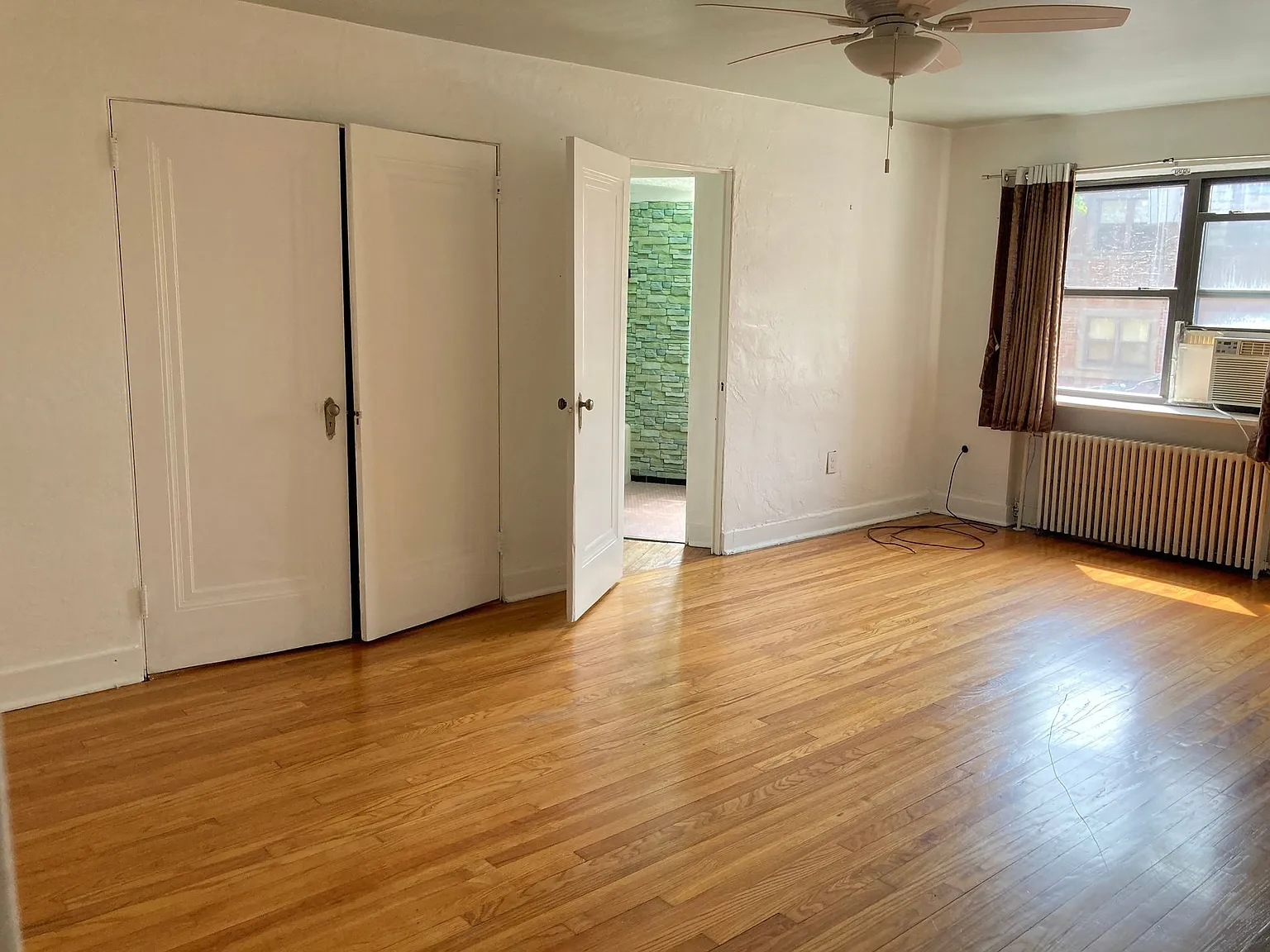 5701 Munhall Rd — Photo 1