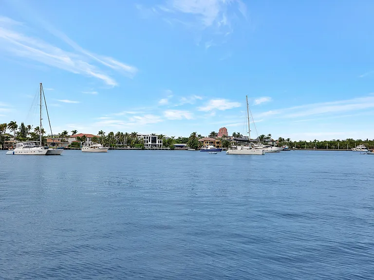 2727 Yacht Club Blvd #2A — Photo 53