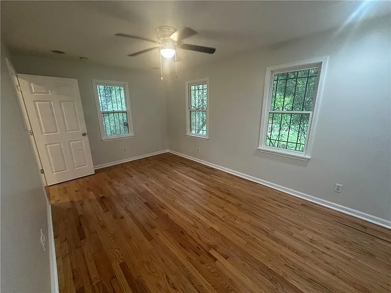 349 Laquita Dr SE — Photo 13