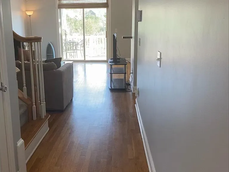 213 River Gate Ln — Photo 13