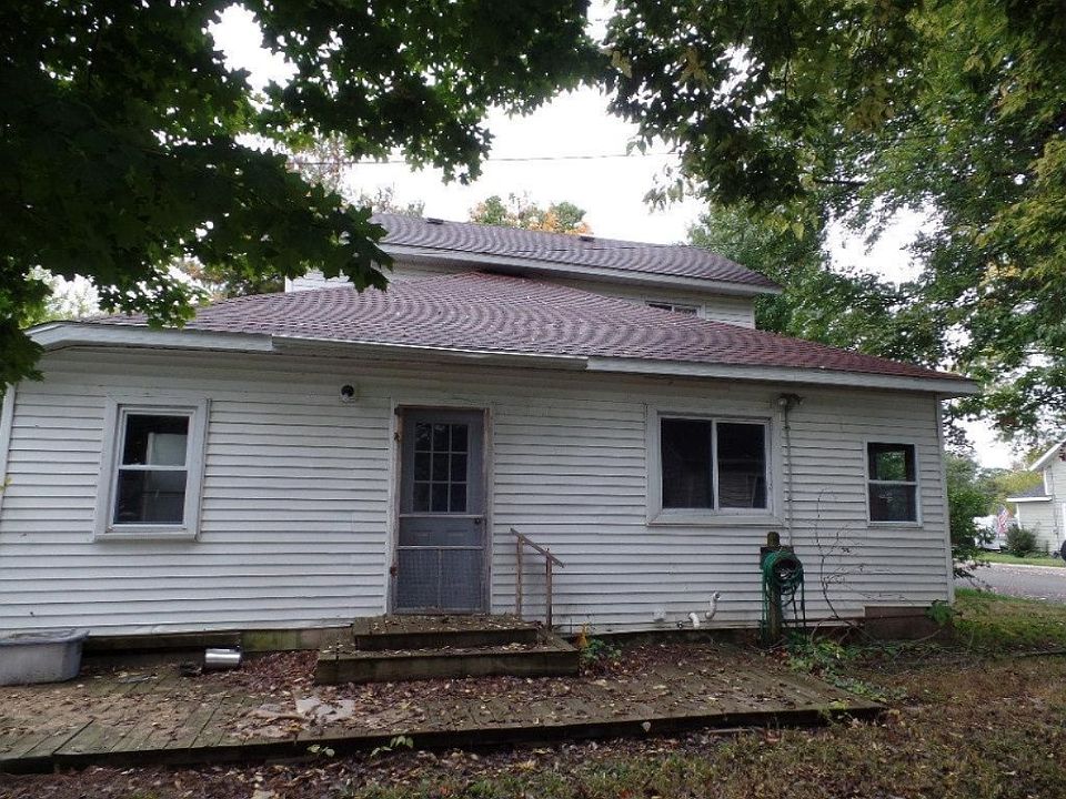 2nd image of 131 S Saint Joseph St