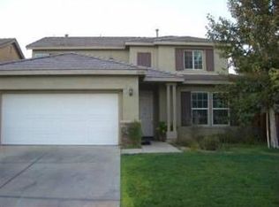 12380 Freeport Dr, Victorville, CA 92392