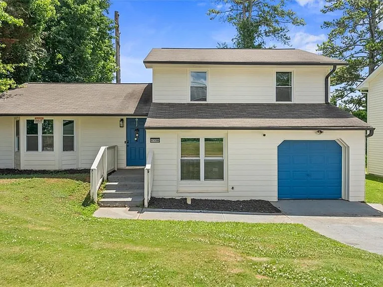 6338 Stablewood Way — Photo 1
