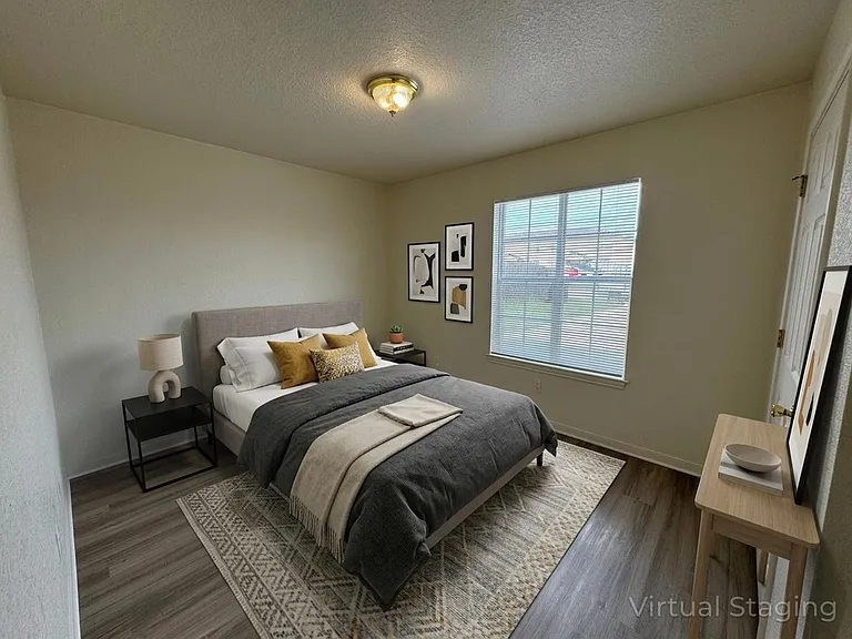 1606 Dugger Cir #B — Photo 8