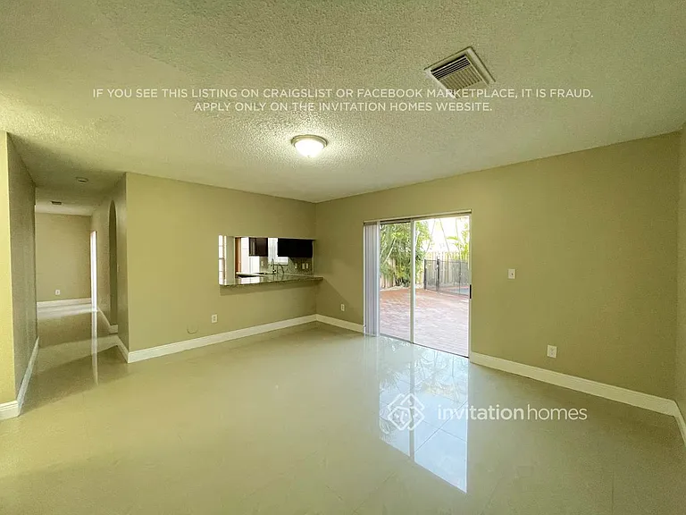 15400 SW 59th St — Photo 3