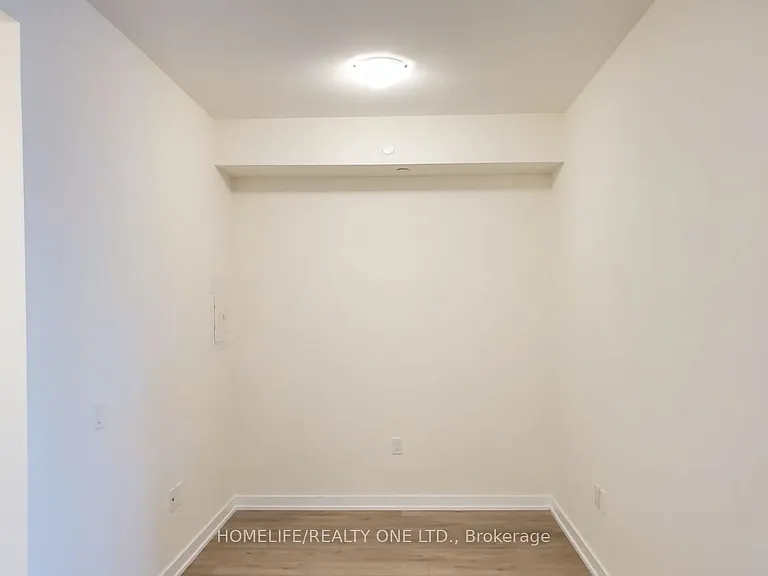 28 Freeland St #3206 — Photo 9