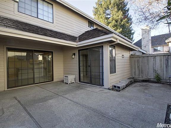 4th image of 907 Shore Breeze Dr