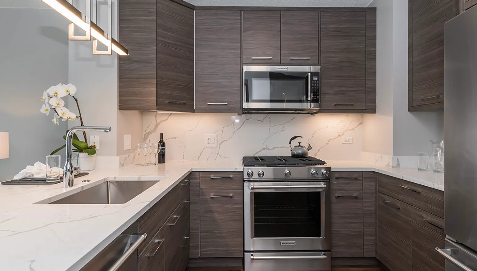 1 bed, 681 sqft, $2,699 — Photo 1