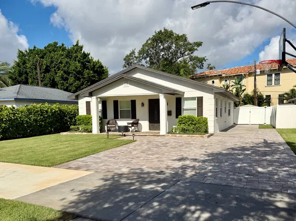 126 W Davis Blvd, Tampa, FL 33606