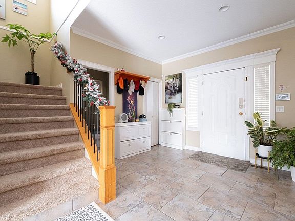 5th image of 23622 111a Ave