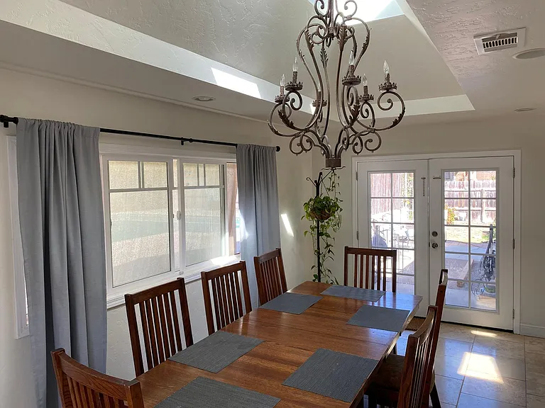 2061 Los Encinos Rd — Photo 10