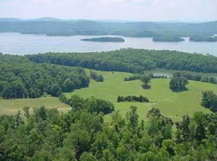 11777 Lakeshore Rd, Rutledge, TN 37861