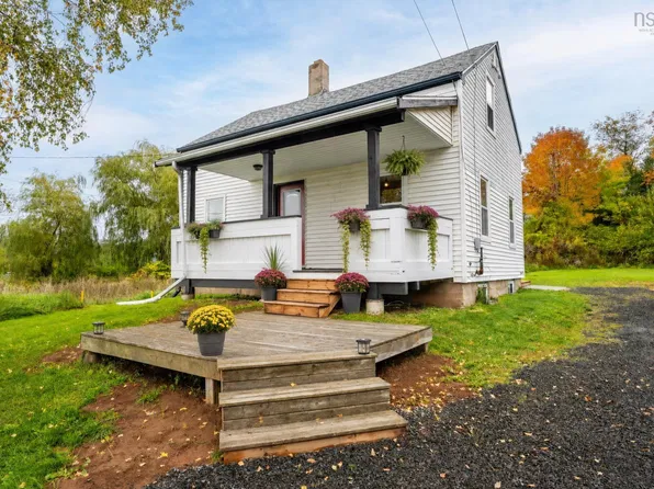 324 Wentworth Rd, Windsor, NS B0N 2T0