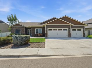 611 Hunter St, Richland, WA 99352