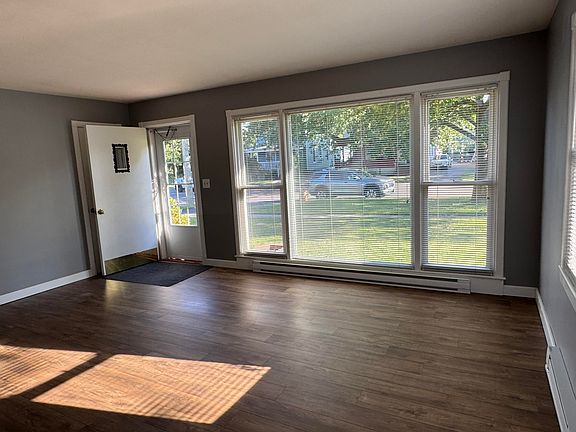 2nd image of 8 Bailey Ave