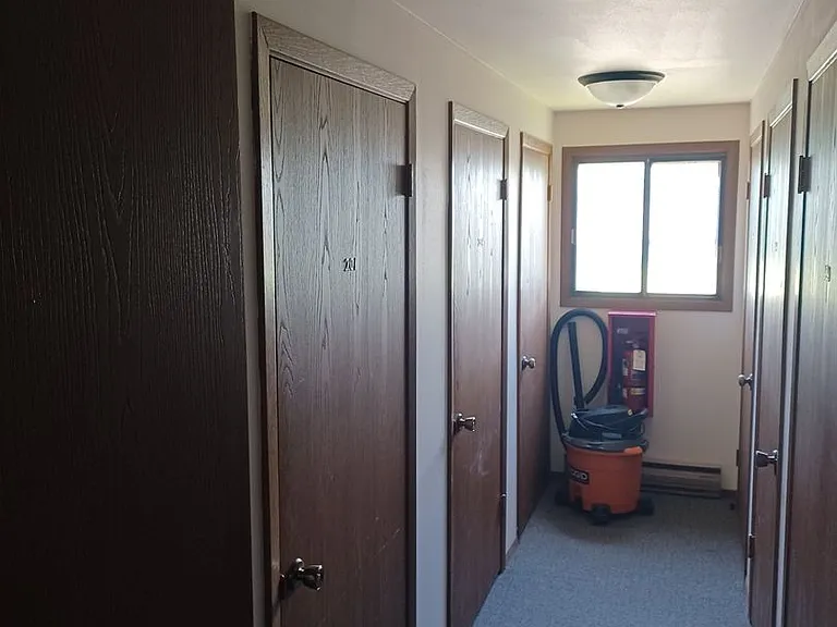 1025 Willow Ave — Photo 29