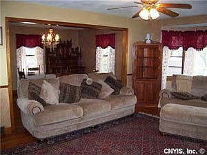 3rd image of 108 Fay Park Dr