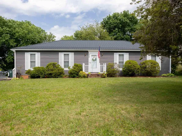 740 Old Greenville Rd, Staunton, VA 24401