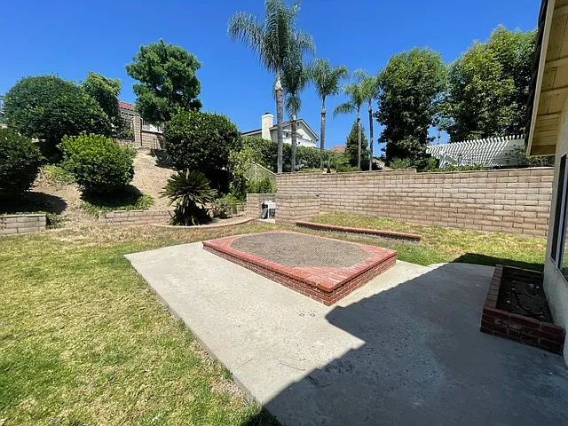 3393 Royal Ridge Rd — Photo 27