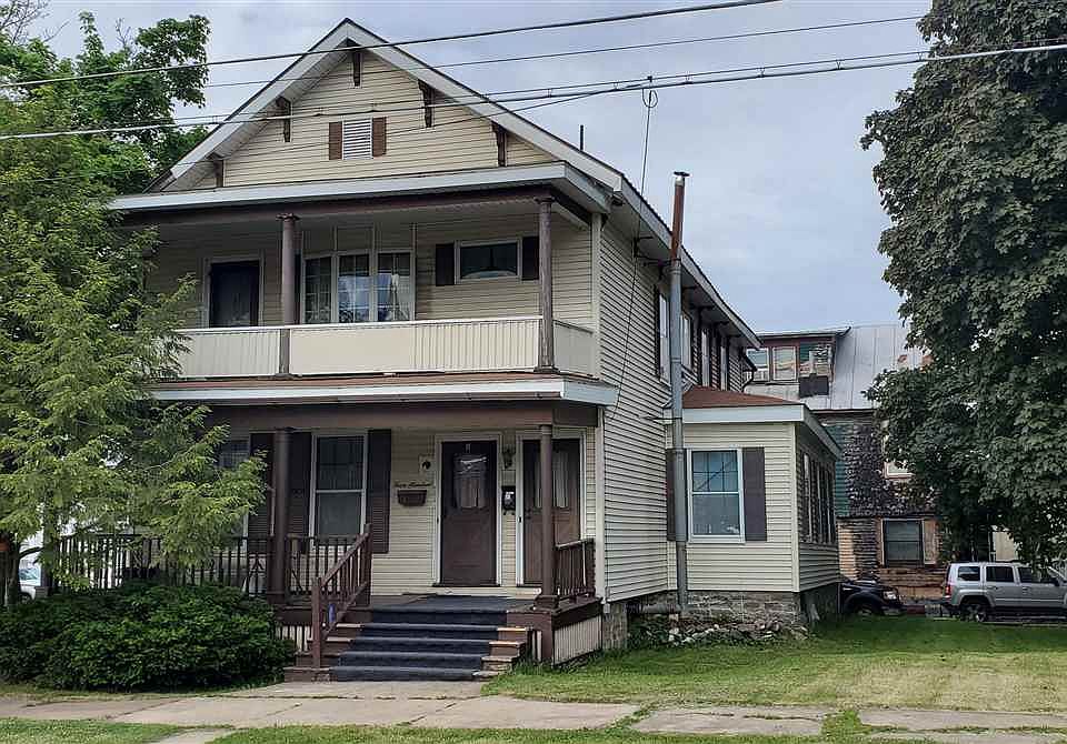 1st image of 400 Franklin St