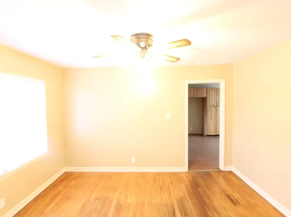 2340 3rd St NW, Birmingham, AL 35215