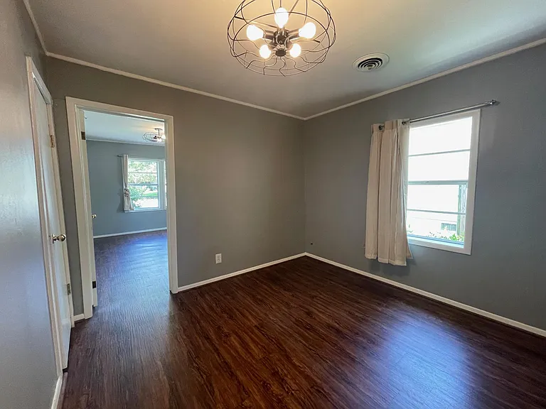 132 Chestnut St — Photo 6