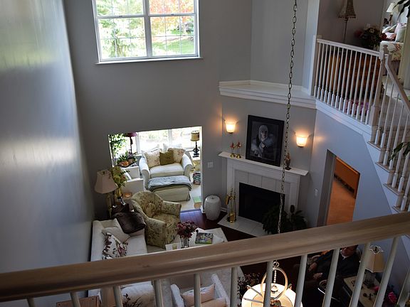 2nd image of 2011 W Reserve Cir