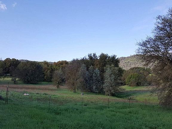5th image of 6571 Esperance Ln