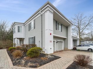 277 Riveredge Dr, Chatham, NJ 07928