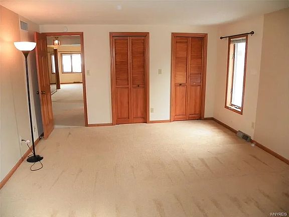 5th image of 3 Homewood Ct