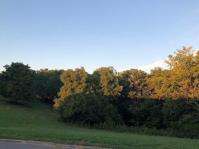 2nd image of 430 Meadow Lake Dr