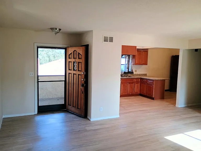 1319 N Azusa Ave #4 — Photo 2